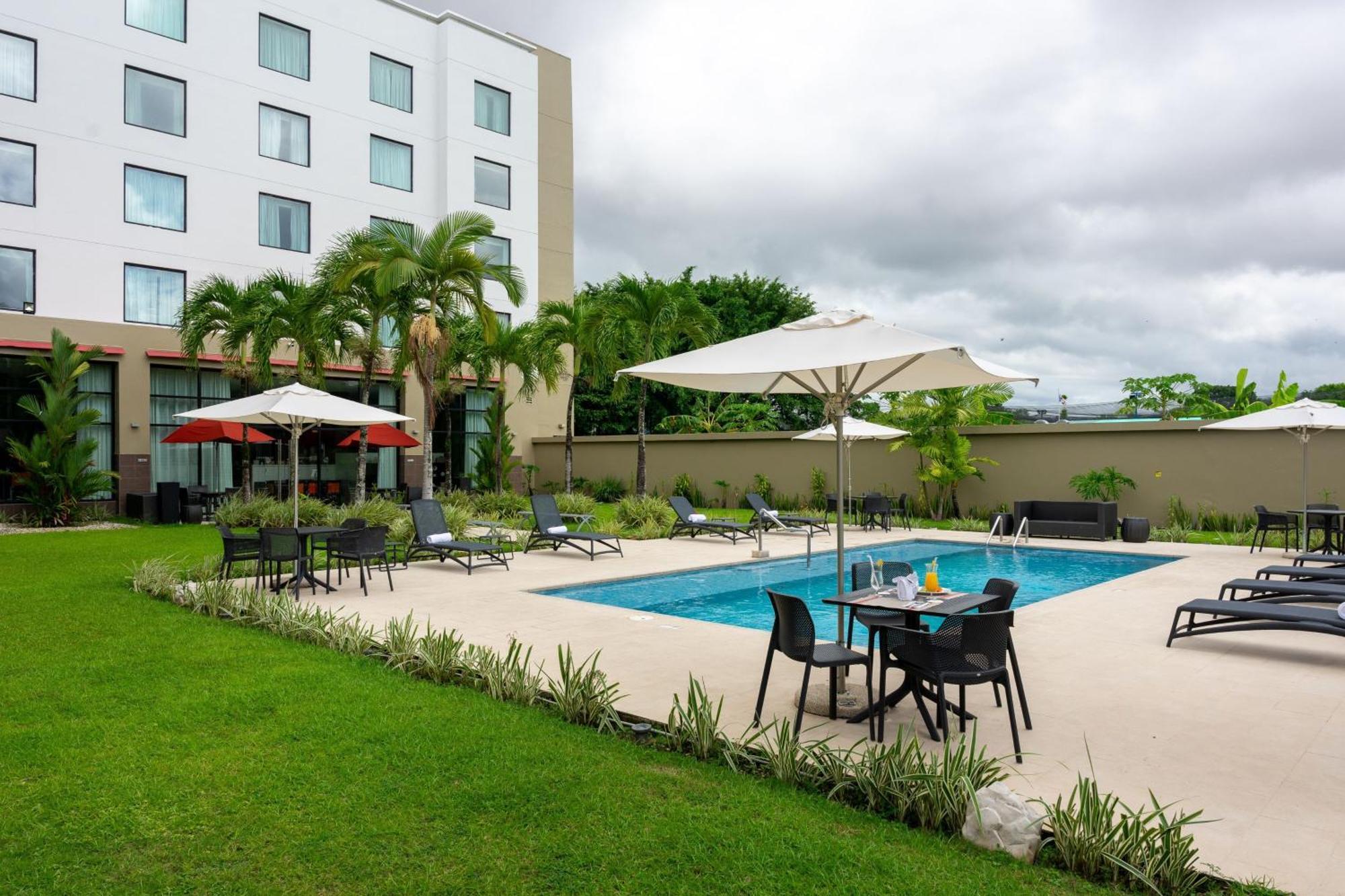 Courtyard By Marriott Panama Metromall Tocumen Ngoại thất bức ảnh